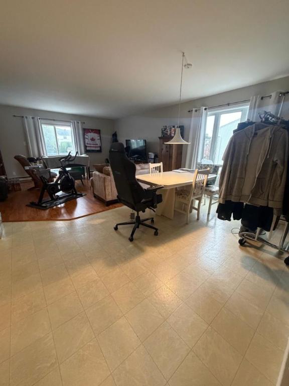 2 CH - 1 SDB - Lévis - $1,200 /mo 2