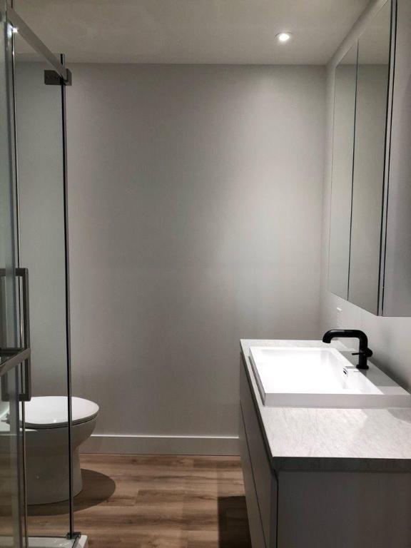 Loft 22 – 3½ meublé de 345 pi² au centre-ville 5