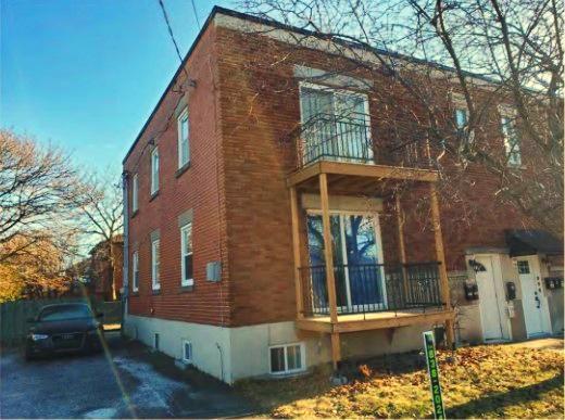 Beau grand logement (4 1/2) avec cour arrière privée, Longueuil, libre le 1er novembre