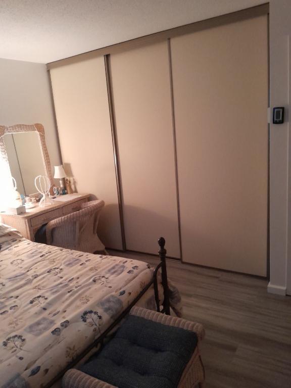 5 1/2 (3 grandes chambres) à louer — 705 rue Main, Gatineau,  3-Bedroom Apartment (5 1/2) for Rent — 705 Main Street, Gatineau 5