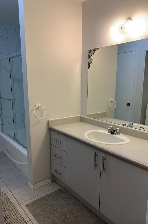 5 1/2 (3 grandes chambres) à louer — 705 rue Main, Gatineau,  3-Bedroom Apartment (5 1/2) for Rent — 705 Main Street, Gatineau 4