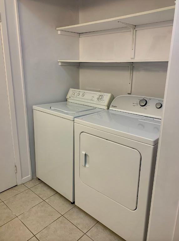 5 1/2 (3 grandes chambres) à louer — 705 rue Main, Gatineau,  3-Bedroom Apartment (5 1/2) for Rent — 705 Main Street, Gatineau 3