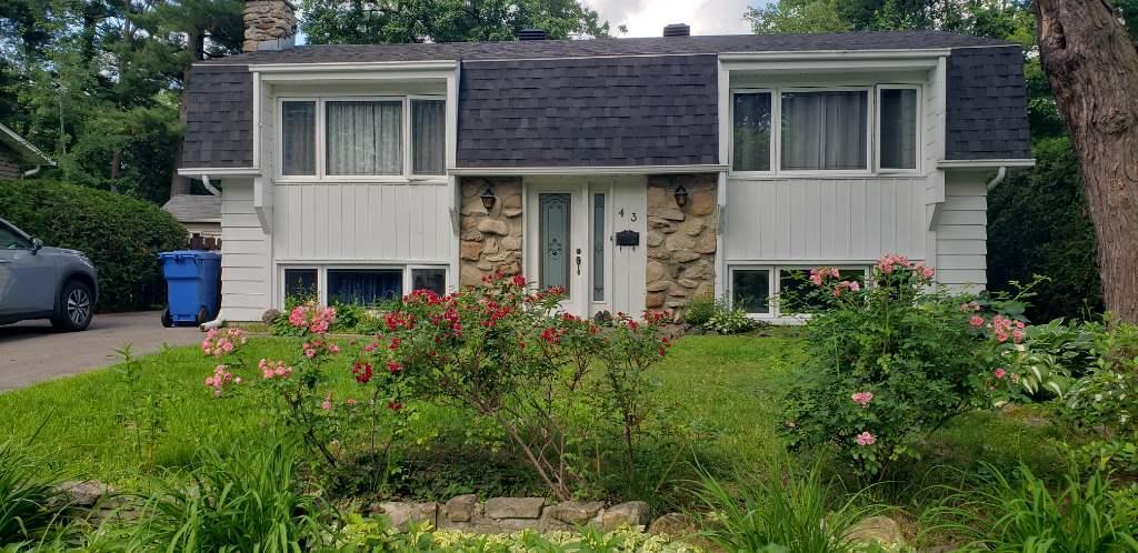 43 Avenue Bruyeres, Lorraine, QC, Canada — photo 1
