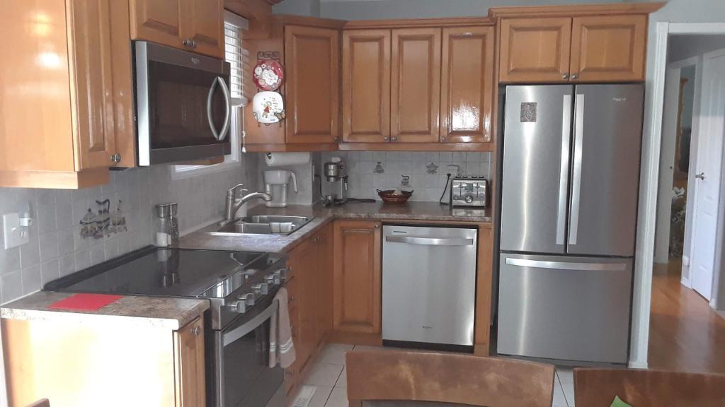 43 Avenue Bruyeres, Lorraine, QC, Canada — photo 2