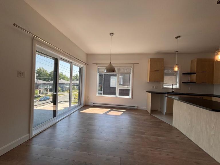 Appartement 717 – 4½ de 1 020 pi² au 2e étage 3