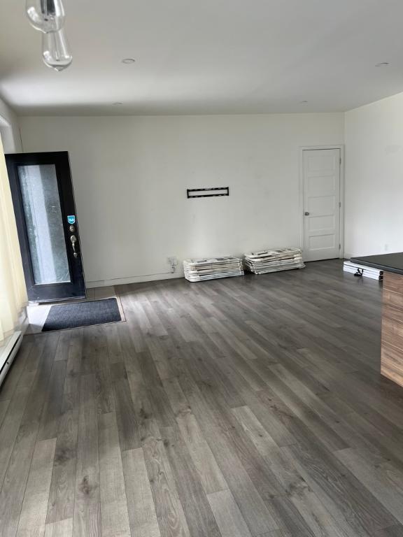 Grand 6½ moderne – 3 chambres – Électroménagers + déneigement inclus | Farnham 2