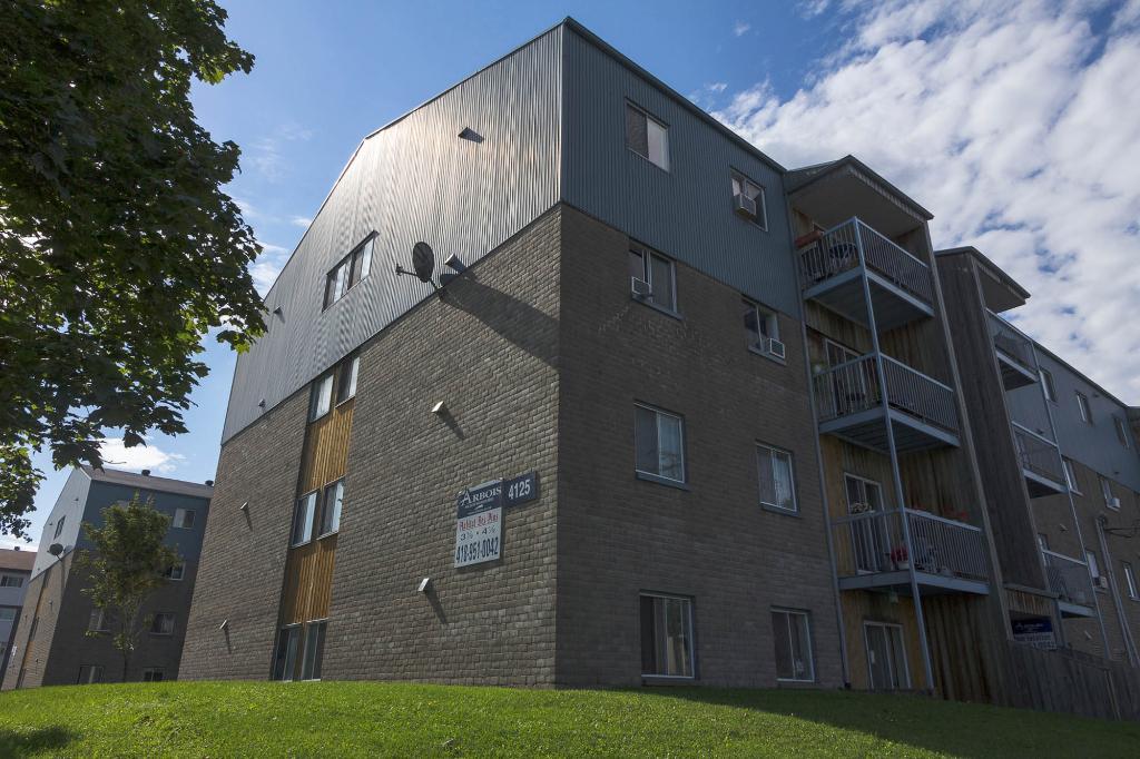 4 1/2 Charlesbourg Place Gros Pin 1er novembre 4