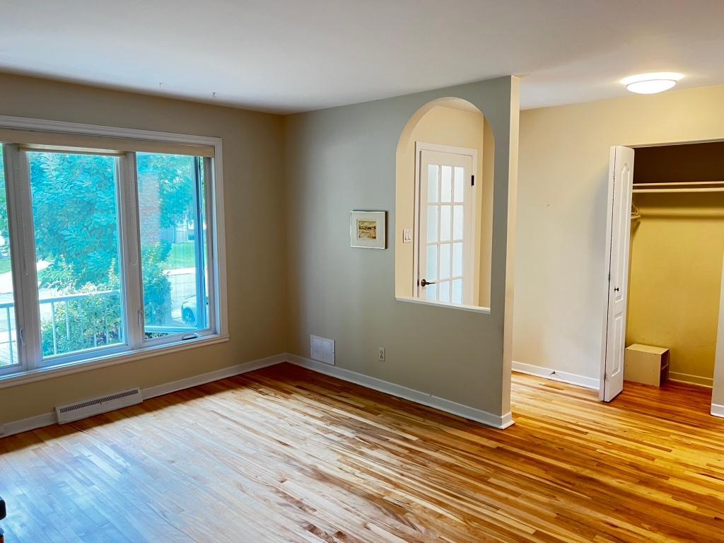 5 1/2 à louer Longueuil (RDC d'un bungalow) 1er octobre 2