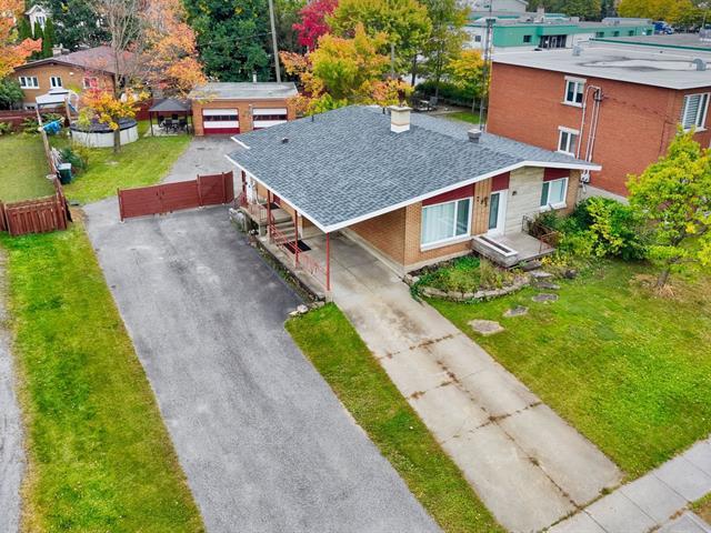 785 Rue Papineau — photo 2