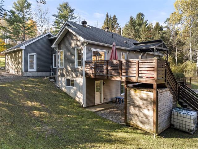 1600 Ch. Riverview — photo 2