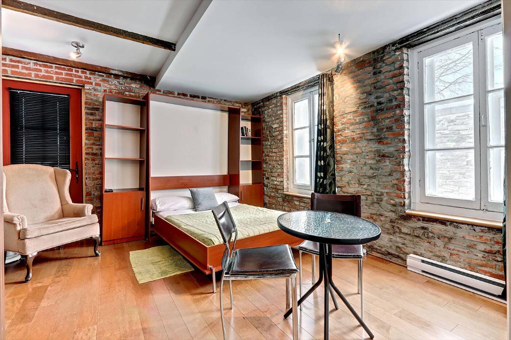 SUPERBE CONDO VIEUX QUEBEC TOUT INCLUS 14 no 4 4