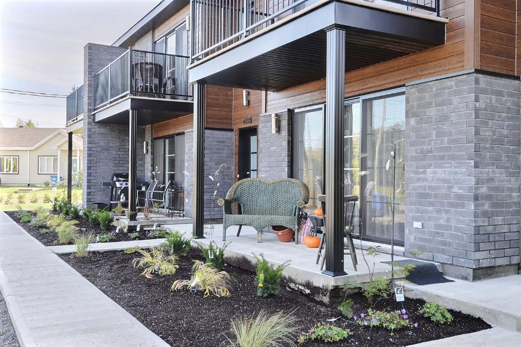 **1er MOIS DE LOCATION GRATUIT*** 4 1/2 Terrasse-Chartrand, Franklin — photo 1