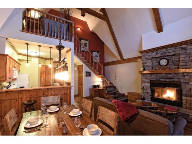 Condo à Louer Mont Tremblant Domaine Le Plateau A à Vendre