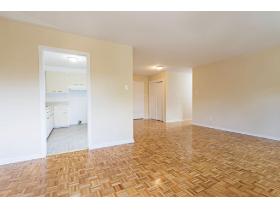 (Concorde) Appartement 3 1/2 à louer à Laval près du Centre de la Nature