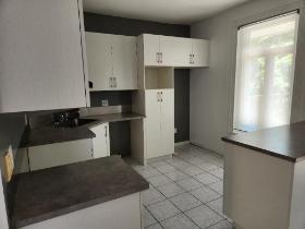 Logement 5 1/2+ à louer