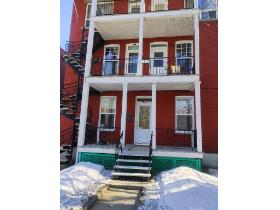 Appartement à louer 3 1/2 semi-meublé non chauffé/non éclairé