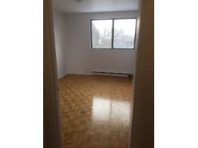 2 CH - 1 SDB - Laval - $1,400 /mo