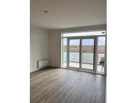 Grand Condo 4 1/2 à louer avec 5 Électro