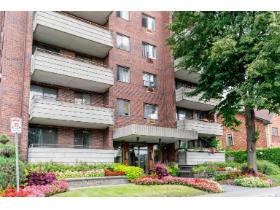 1 CH - 1 SDB - Côte Saint-Luc - $1,585 /mo