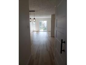 Magog... superbe 5 1/2 style condo