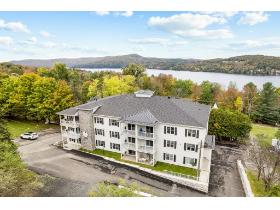 4 1/2 | Appartement #6  | North Hatley