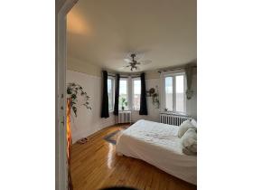 Grand 5 1/2 centre ville de Shawinigan avec Stationnement