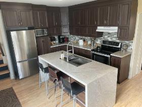 ENQUËTE DE CRÉDIT 6 1/2 Shawinigan-Sud DUPLEX BONS LOCATAIRES  PISCINE CREUSÉE AIR CLIMATISÉ ASPIRATEUR CENTRAL NON-FUMEUR POSSIBILITÉ PETIT CHIEN