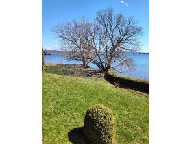 41/2 a louer au bord de l'eau 