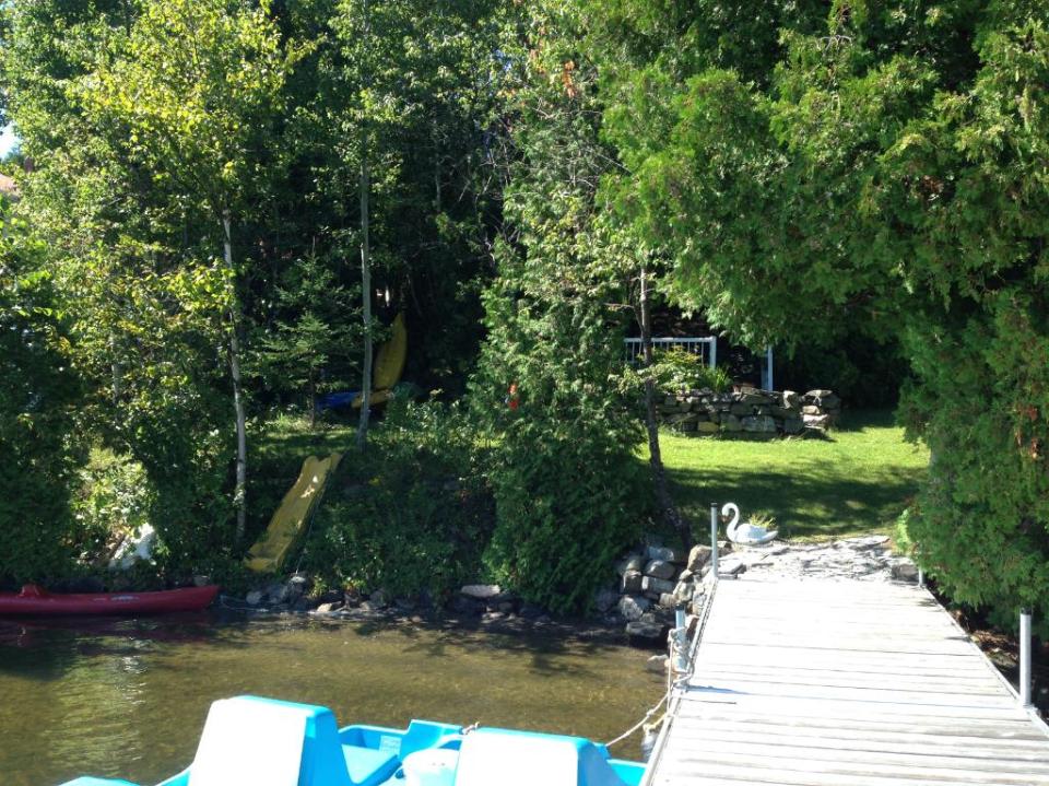 Chalets à louer, Lac TroisSaumons à vendre à StAubert