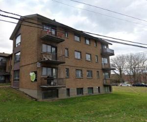 812 Av. Dawson — photo 1
