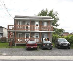 15871 15879 Av. St-Augustin — photo 1