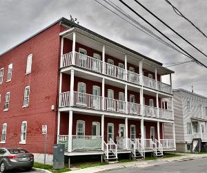 1072 1096 Av. St-Dominique — photo 1