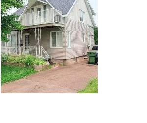 3686 3688 Rue Ste-Ursule — photo 1