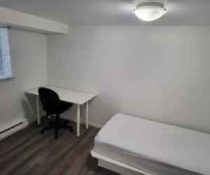A côté Cégep Ste-Foy, St.Lawrence Université pour étudiant(e) dans appartement en colocation, plancher de bois stratifié, — photo 1