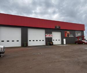 1540 Boulevard St Jude, Alma, QC, Canada — photo 1