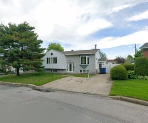 817 Rue Moquin #815, Saint-Hubert, QC, Canada — photo 1