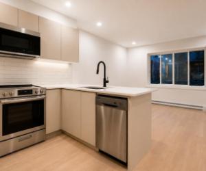 7084 Rue Clark — photo 1