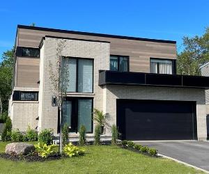 807 Rue Jacques-Senécal — photo 1
